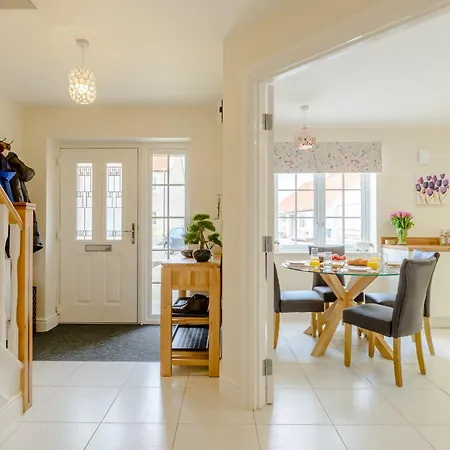 2 Bed In 77831 Сasa de vacaciones *