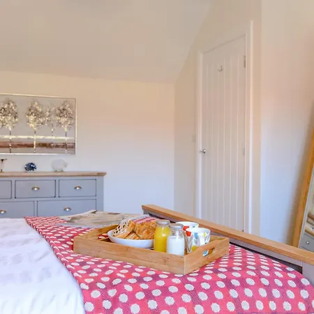 2 Bed In 77831 *