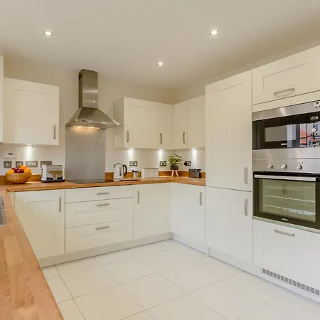Holiday home 2 Bed In 77831